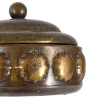 J. P. Kayser &amp; Son bauhaus trébelt réz fedeles edény, jelzett, d: 14 cm