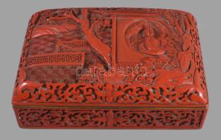 cca 1920 Kínai faragott lakk díszdoboz, jó állapotban, 15,5x10,5 cm