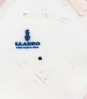 Lladro porcelán lány kalappal figura, jelzett, hibátlan, m: 25,5 cm