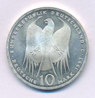 Németország 1993J 10M Ag "Robert Koch" kapszulában T:AU,XF
Germany 1993J 10 Mark Ag &quot...