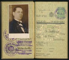 1947 Bp., a Magyar Köztársaság által kiállított fényképes útlevél (a borítón "Magyar Királyság&...
