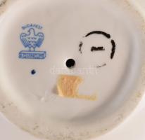 Aquincumi matyó juhász és neje két porcelán szobor. Kézzel festett, jelzett, hibátlan 23 cm és 20 cm...