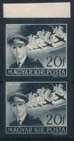 1942 Kormányzóhelyettesi gyászbélyeg ívszéli vágott függőleges pár (40.000)
