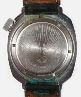 Szovjet harckocsizó kézi felhúzós, koronazáras karóra.bőr szíjjal, működik, d: 40 mm