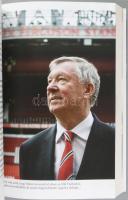 Alex Ferguson: Önéletrajz. Bp., 2013, Partvonal. Első magyar kiadás. Kiadói papírkötés