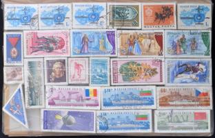 67 db bündli az 1950-60-as évekből