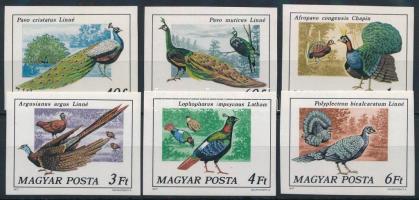 1977 Pávák vágott sor (10.000)