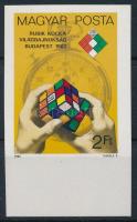 1982 Rubik-kocka VB vágott ívszéli bélyeg