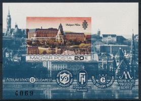 1984 Duna-parti szállodák Budapesten vágott blokk (4.000)