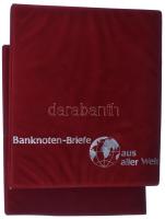 "Banknoten Briefe aus aller Welt" piros, plüssborítású, négygyűrűs album, 25db osztás nélk...