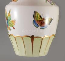 Herendi Viktória mintás váza, jelzett, hibátlan, m: 14,5 cm
