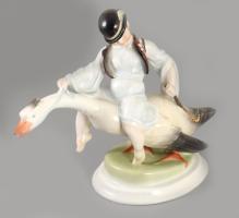 Herendi porcelán Ludas Matyi, gazdagon díszített magyaros öltözet. Terv: Lux Elek. Kézzel festett, j...
