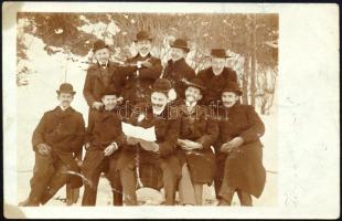 1904 A Nemzeti Színház fiatal színészeinek csoportképe, fotólap, Paulay Ede (1873-1927), a Nemzeti S...