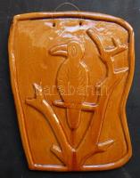 Karcag jelzéssel ellátott madarat ábrázoló kerámia fali dísz 21x27 cm