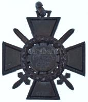1943. "Tűzkereszt I. fokozata" oxidált hadifém kitüntetés mellszalag nélkül T:XF,VF
Hunga...