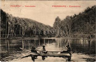 1913 Pozsony, Pressburg, Bratislava; Vaskutacska, tó, csónak. Josef Skoda / Eisenbrünnel / Zelezná S...
