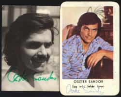 Oszter Sándor (1948-2021) színész aláírása az őt ábrázoló képen, 2 db