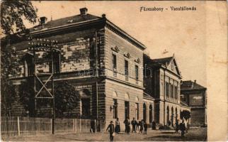 1926 Füzesabony, vasútállomás. Vasúti levelezőlapárusítás 464. (fl)