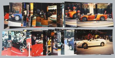 1999 New York Auto Show felvételei, 50 db színes fotó, 10x15 cm