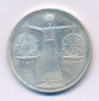 Németország 2000A 10M Ag "Expo 2000 Hannover" T:UNC,AU kis patina
Germany 2000A 10 Mark A...