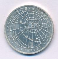 Németország 1999J 10M Ag "SOS-Gyermekfalvak" T:UNC,AU
Germany 1999J 10 Mark Ag "Char...