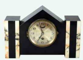 Art deco asztali óra, kandalló óra Fekete márvány/műkő házzal. Rugójáratos mechanikával. 32x21 cm