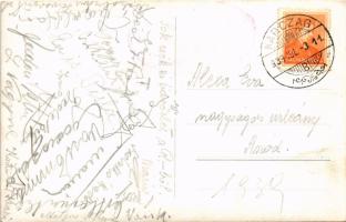 1939 Karcag, Kőváry Sándor éttermei a Rózsabokorhoz, étterem kertje vendégekkel és pincérekkel. phot...