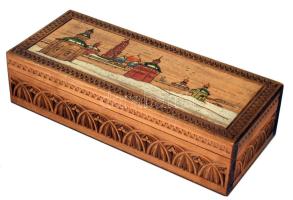 Orosz festett és faragott fa doboz, 13x30 cm