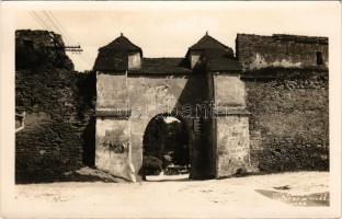 Liptószentmiklós, Liptovsky Mikulás; várkapu / castle gate. photo