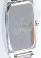 Tommy Hilfiger női karóra, fém szíjjal, kvarc, 40x20 mm