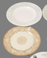 5 darab asztalközép, kínáló, dísztál, közte Rosenthal, Villeroy &amp; Boch (sérült), Bavaria, st...