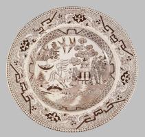cca 1880 Fajansz chinoiserie falitál, jelzett, kis sérülésekkel, d: 23 cm
