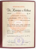 1970 Bp., a Semmelweis Orvostudományi Egyetem által kiállított aranyoklevél Dr. Kovács Arthur orvos ...