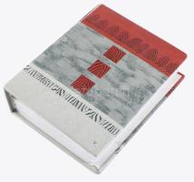 Motorkerékpáros fotók, képeslapok gyűjteménye, összesen 73 db, főként a retró időszakból. Változó mé...