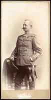 cca 1900-1910 Magas rangú katonatiszt díszegyenruhában, szablyával, kitüntetésekkel (Katonai Érdemke...