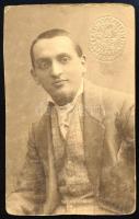 1929 Budapesti Helyi Érdekű Vasutak (BHÉV) fényképes igazolványa Tábori Imre szemész részére, amely ...