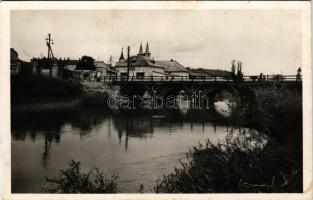 1941 Ipolyság, Sahy; Ipoly részlet, híd a szlovák-magyar határon, vám, betonbunker, Cikta üzlet. Pol...