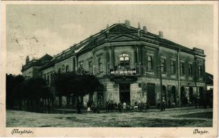 1935 Mezőtúr, Bazár, Mezőtúri Népbank, Bordács Lajos üzlete. Borbély Gyula kiadása (EB)