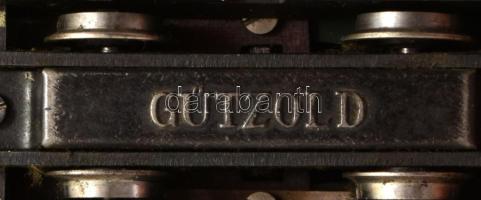 Gützold mozdony, sérüléssel, h: 9,5 cm
