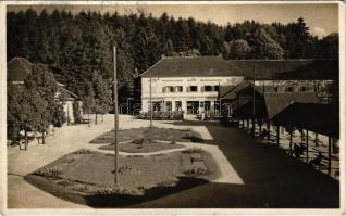 1929 Tarcsafürdő, Tarcsa, Bad Tatzmannsdorf; Kurplatz, Apotheke / Gyógy tér a fürdőnél, Gyógyszertár...
