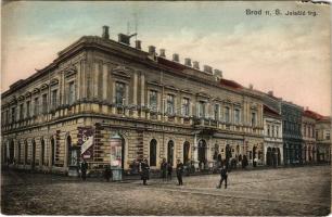 Bród, Nagyrév, Slavonski Brod, Brod na Savi; Jelacic trg / Jellasics tér, üzletek. Izidor Steiner / ...
