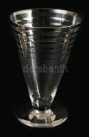 cca 1940 Art deco likőrös készlet, 6 darab pohár, minimális kopással, m: 11 cm, és dugós üveg m: 26 ...