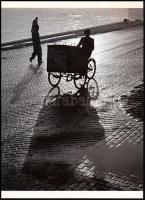 cca 1935 Kozák Lajos (1906-1975) budapesti fotóriporter és fotóművész felvétele, 1 db modern nagyítá...