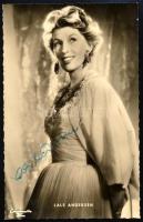 Lale Andersen (1905-1972) sanzonénekesnő, színésznő, dalszerző autográf aláírása őt ábrázoló képesla...