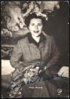 Paula Wessely (1907-2000) színésznő autográf aláírása őt ábrázoló képeslapon / autograph signature