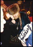 Ivan Rebroff (1931-2008) énekes autográf aláírása őt ábrázoló képen / autograph signature