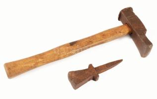 Kaszaélező kalapács üllővel, Alföld, cca 1900, h: 28 cm