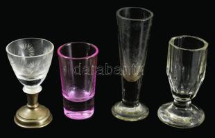 4 darab régi pohár, közte századeleji darabbal, m: 11 cm alatt