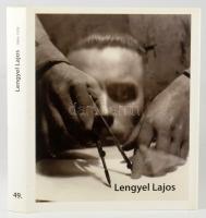 Lengyel János 1904-1978. A bevezető tanulmányt írta, az oevre-katalógust összeáll. és a könyvet szer...