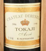 1996 Tokaji aszú, 6 puttonyos, Chateau Dereszla, bontatlan palack desszertbor, díszdobozban pincében...